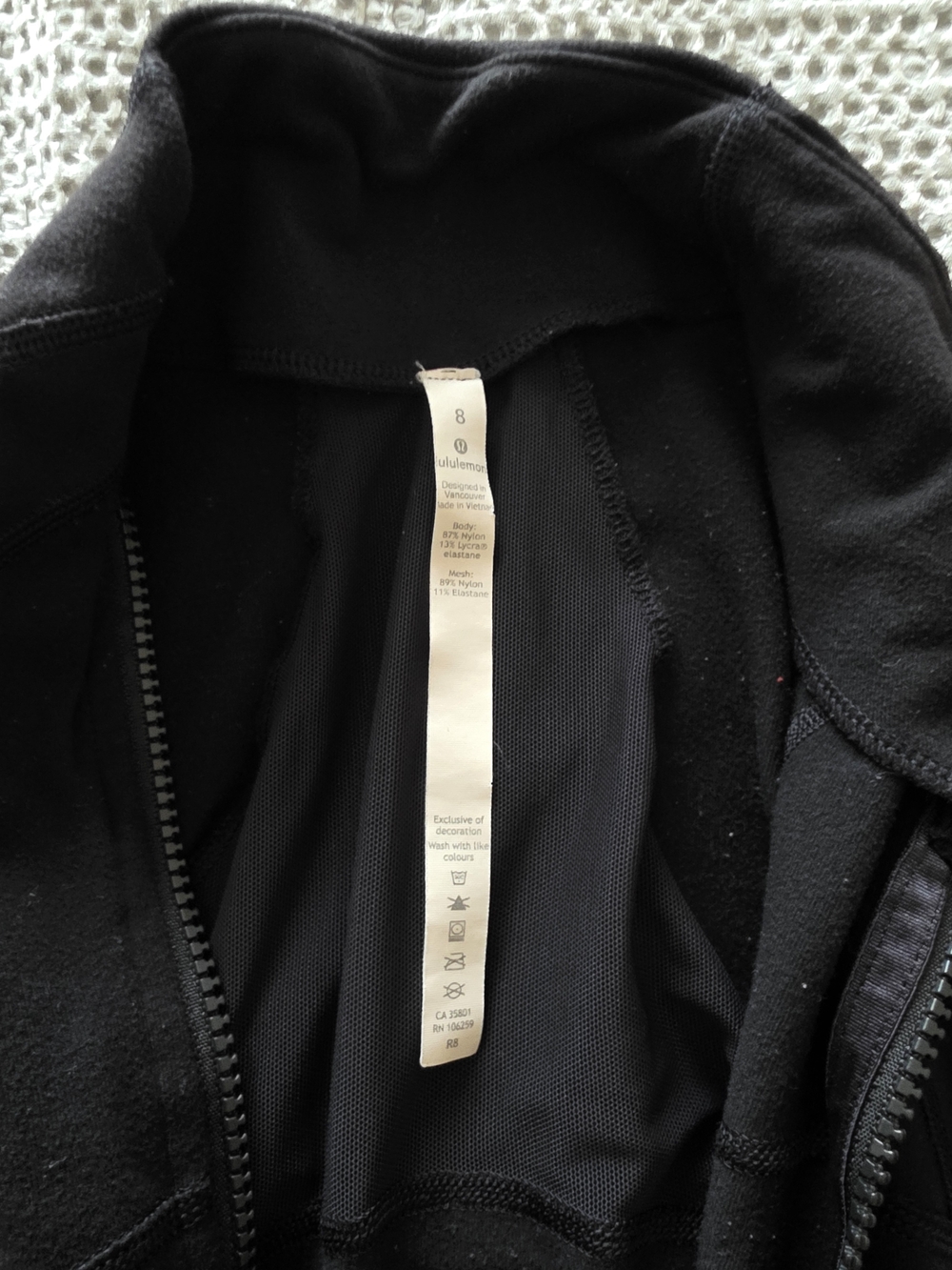 Lululemon Jacket - Picture 7 of 10